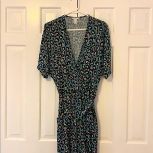 H&M Pants - H&M cheetah print jumpsuit H&M Pants - H&M cheetah print jumpsuit